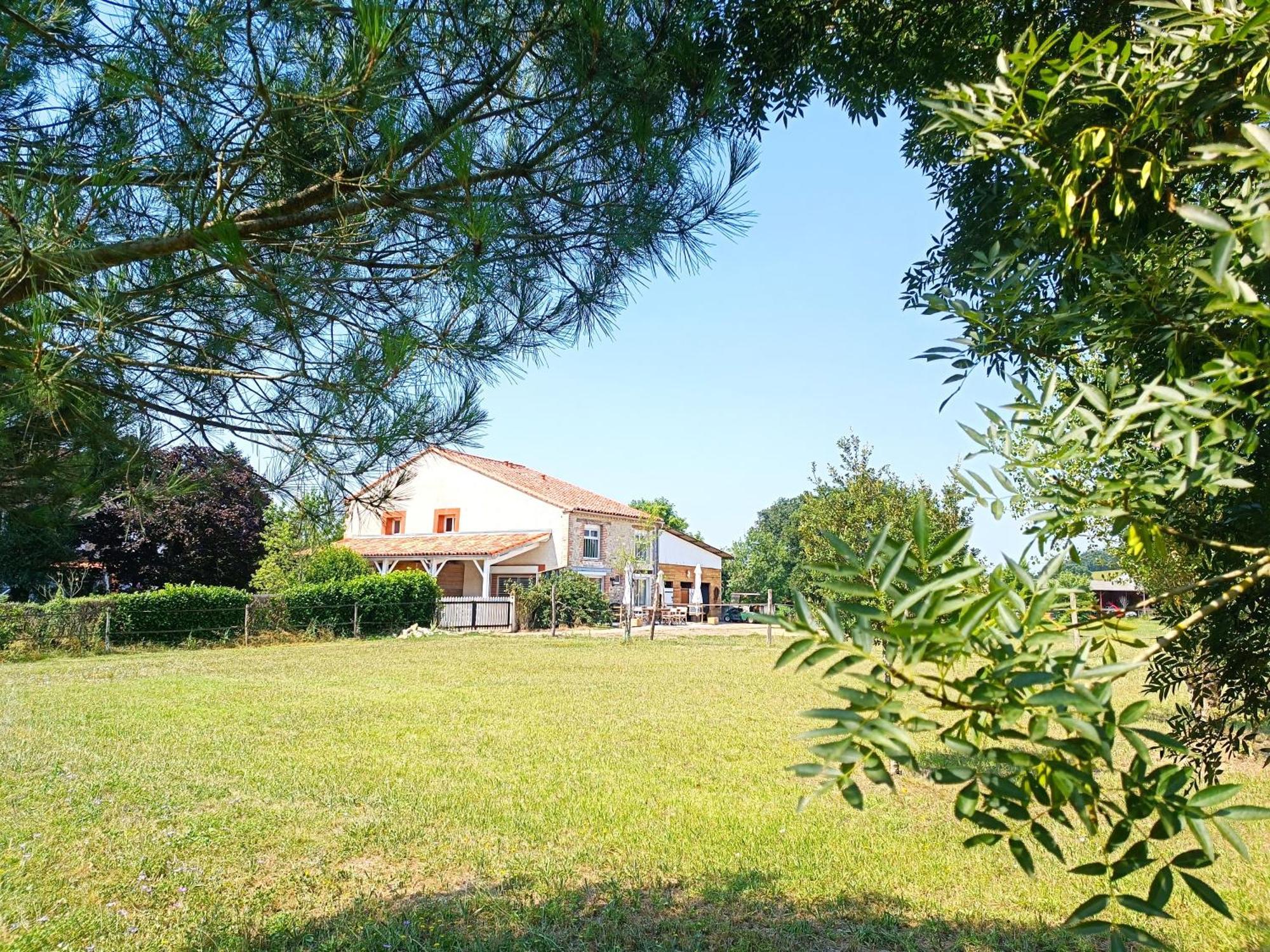 Le Reflet Du Trefle Ferienhaus
